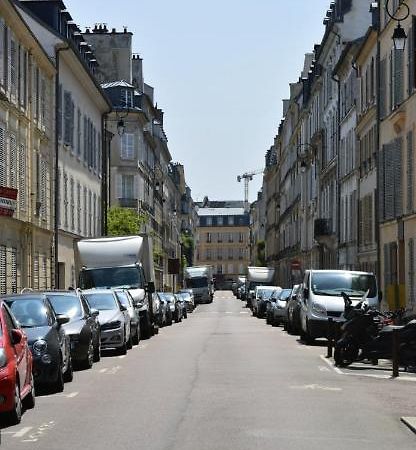 Apartament Le Petit Trianon, Parc Du Chateau Wersal Zewnętrze zdjęcie